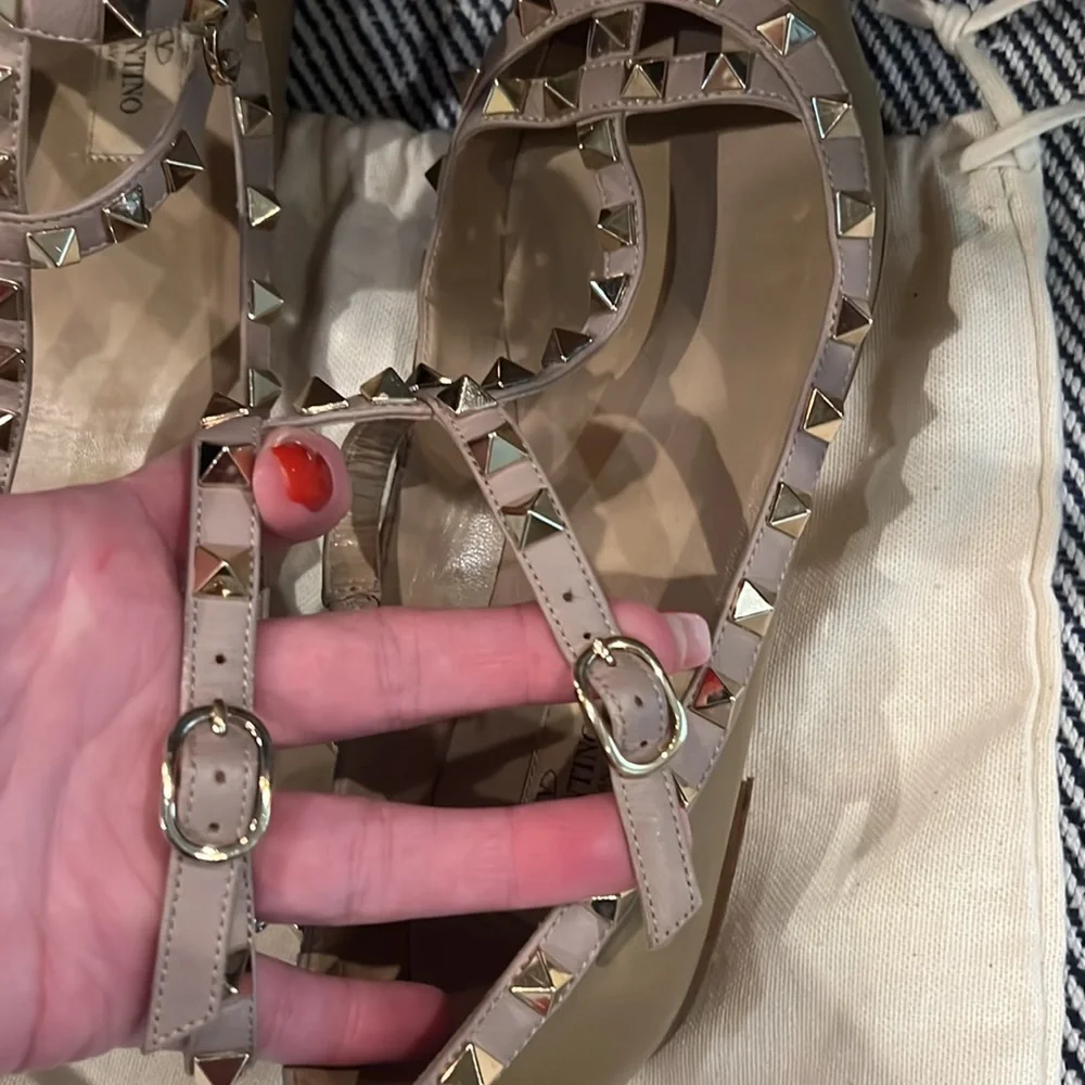 Valentino NWOT camel colored flats - Picture 12 of 13